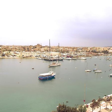 Strand Mansions Sliema Extérieur photo