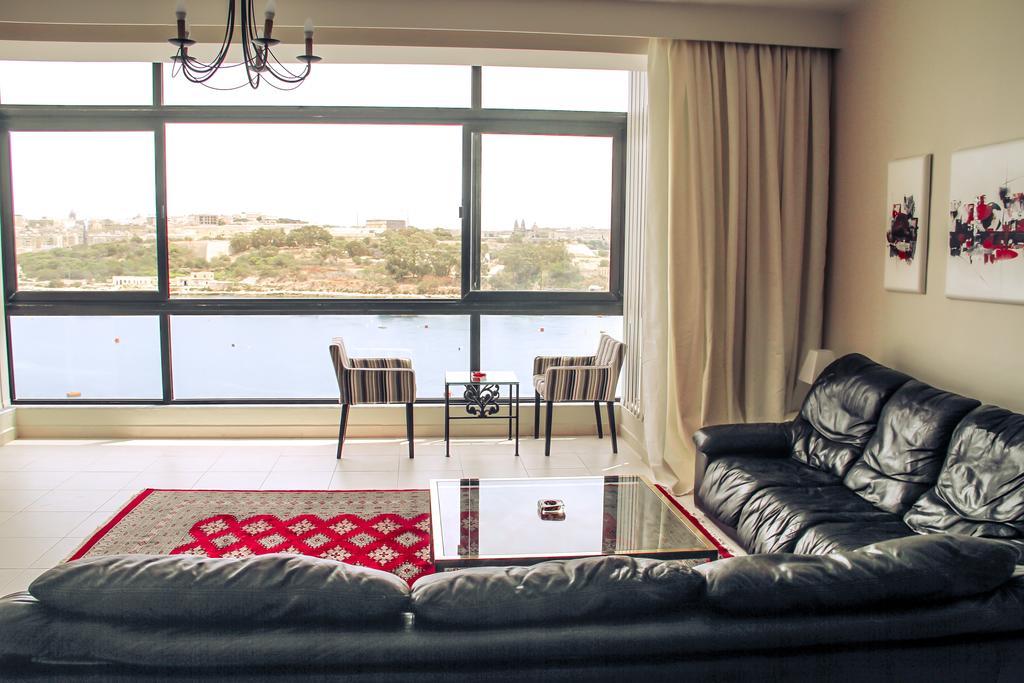 Strand Mansions Sliema Extérieur photo