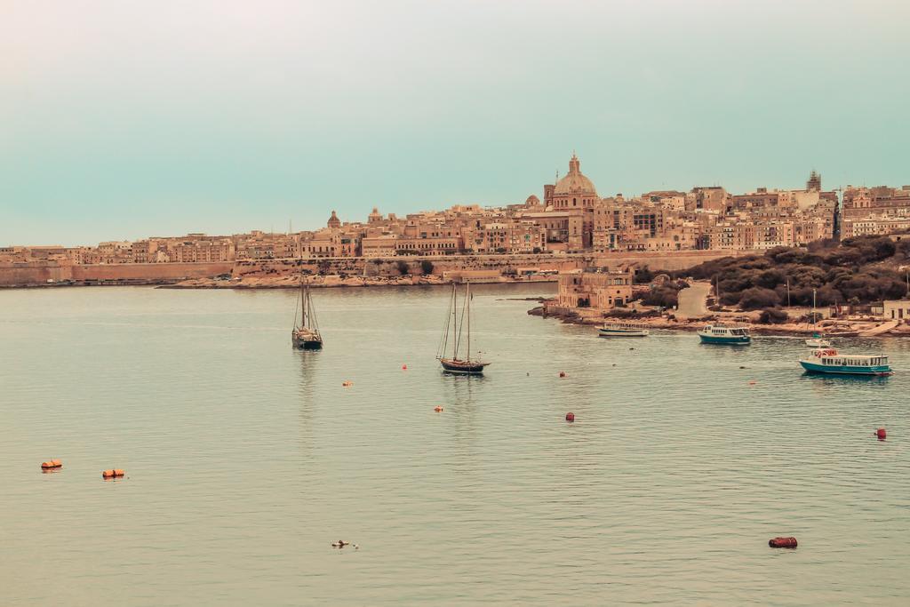 Strand Mansions Sliema Extérieur photo